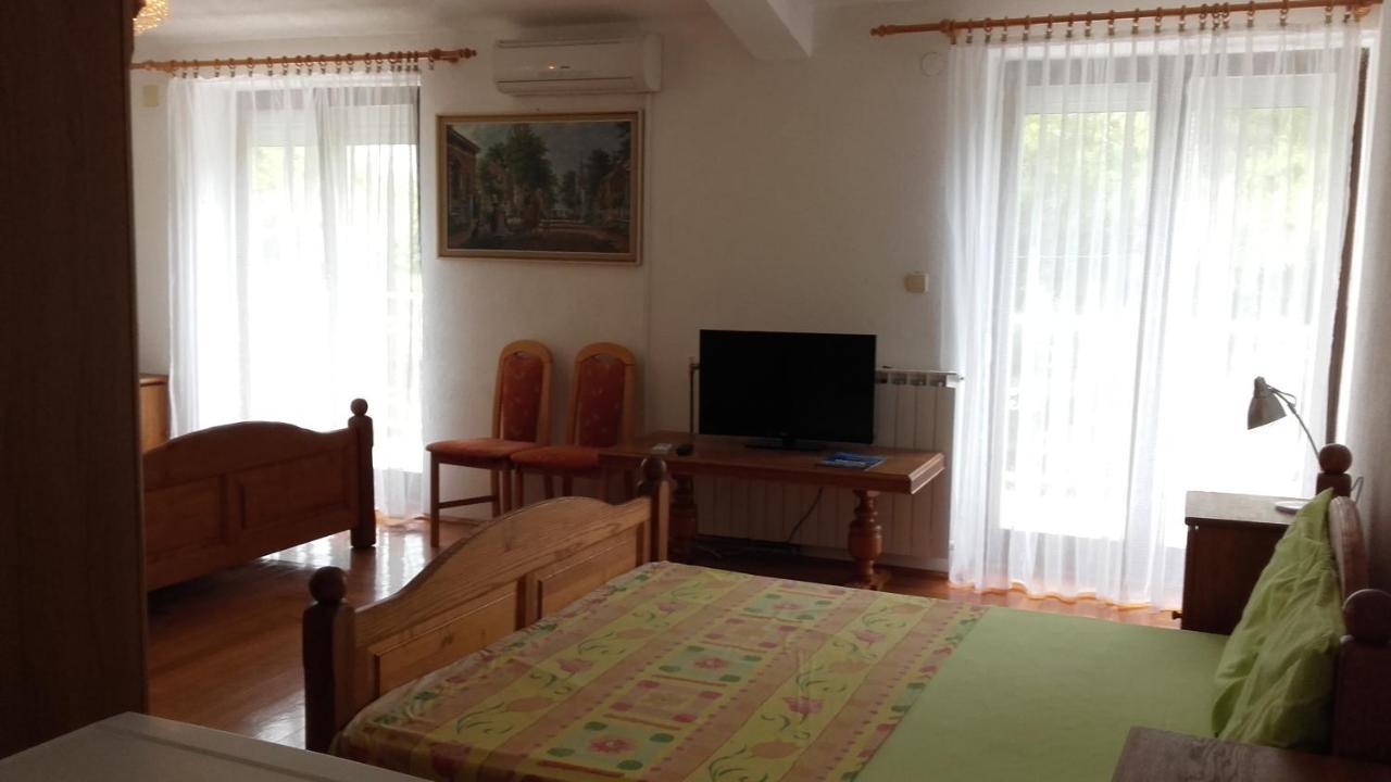 Villa Mateja Donji Okrug  Exteriér fotografie